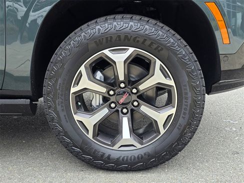 New 2026 GMC Yukon XL AT4 Ultimate image 44