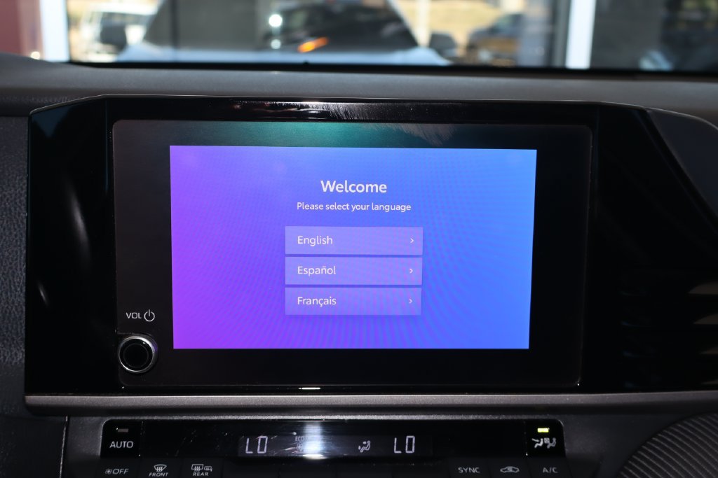 Used 2025 Toyota Camry SE FWD image 23