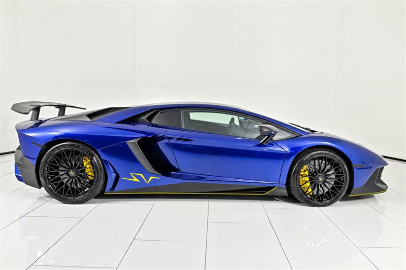 Used 2017 Lamborghini Aventador LP 750-4 Superveloce AWD/4WD image 23