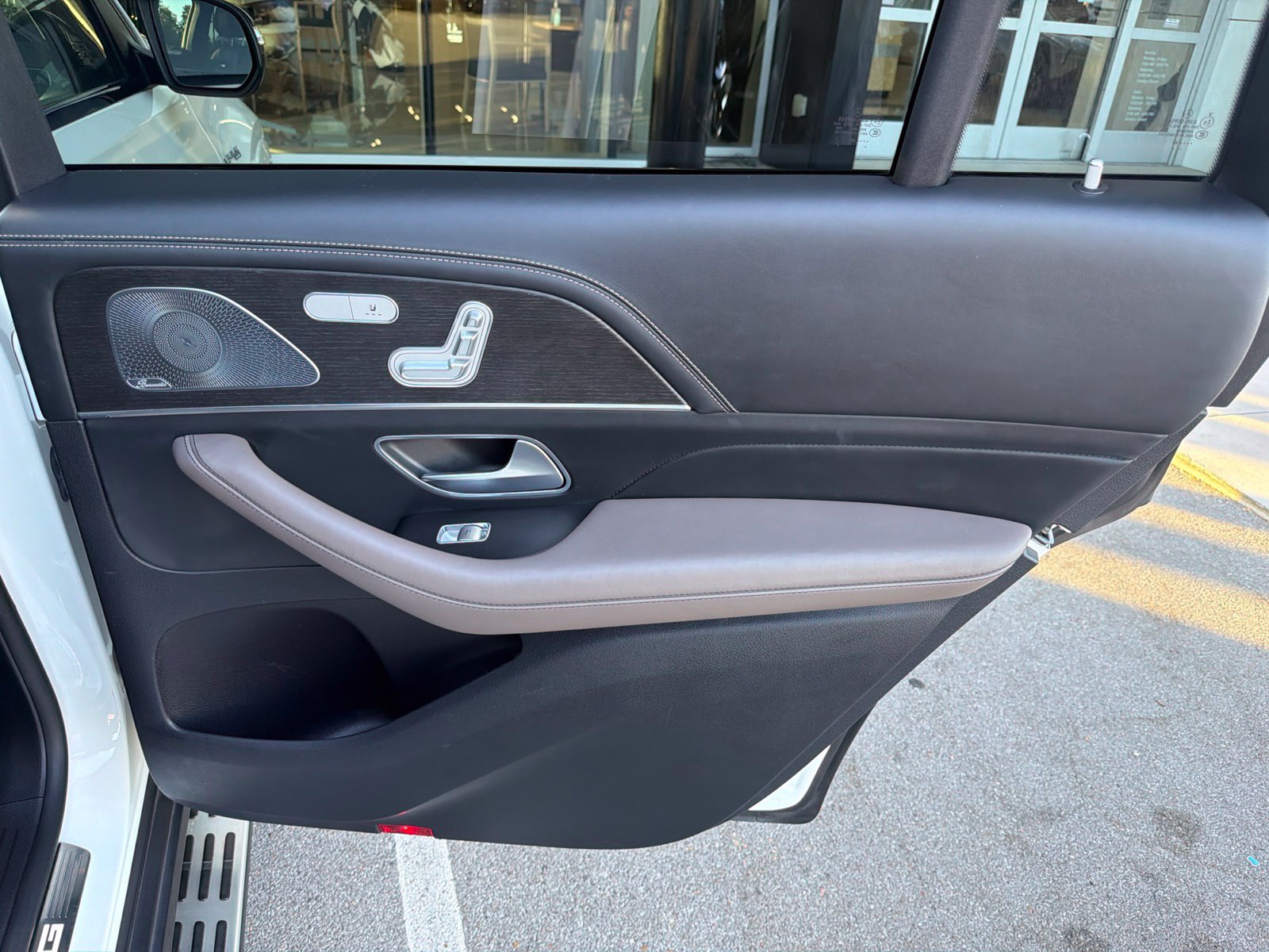 Certified 2021 Mercedes-Benz GLS 63 AMG 4MATIC image 11