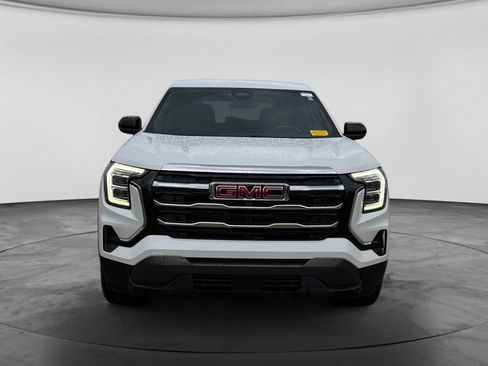 Used 2025 GMC Terrain Elevation AWD/4WD image 4