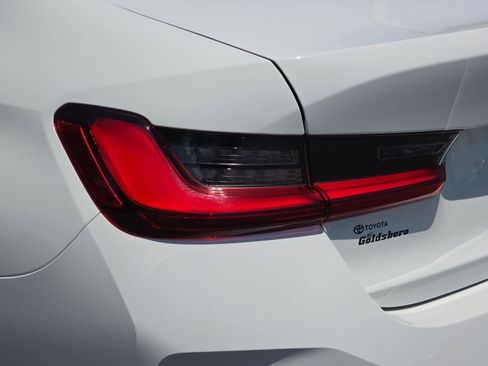 Used 2025 BMW 330i Sedan RWD image 33