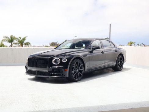Used 2023 Bentley Flying Spur S V8 AWD/4WD image 7