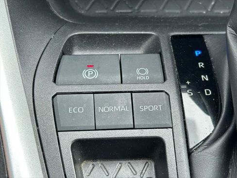 Certified 2023 Toyota RAV4 XLE Premium image 28