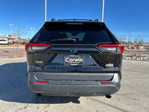 Used 2023 Toyota RAV4 AWD Hybrid image 7