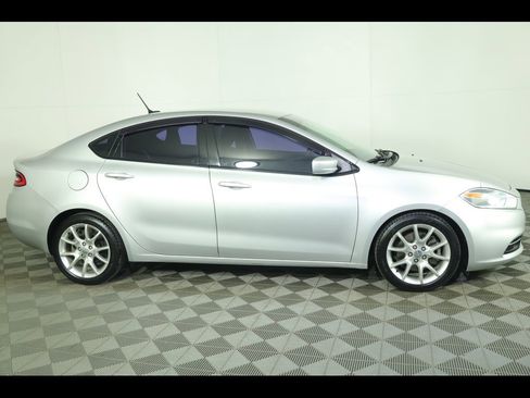 Used 2013 Dodge Dart SXT image 5