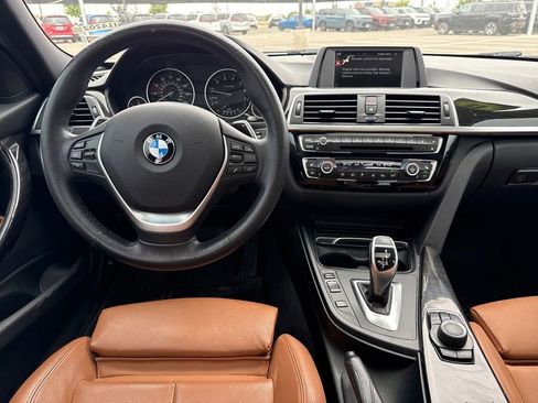 Used 2017 BMW 330i xDrive Sedan AWD/4WD image 10