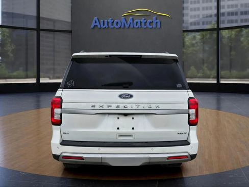 Used 2024 Ford Expedition Max XLT image 8