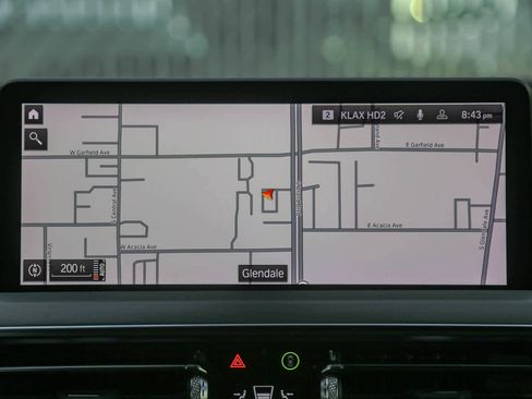 Used 2023 BMW X4 xDrive30i w/ Premium Package image 11