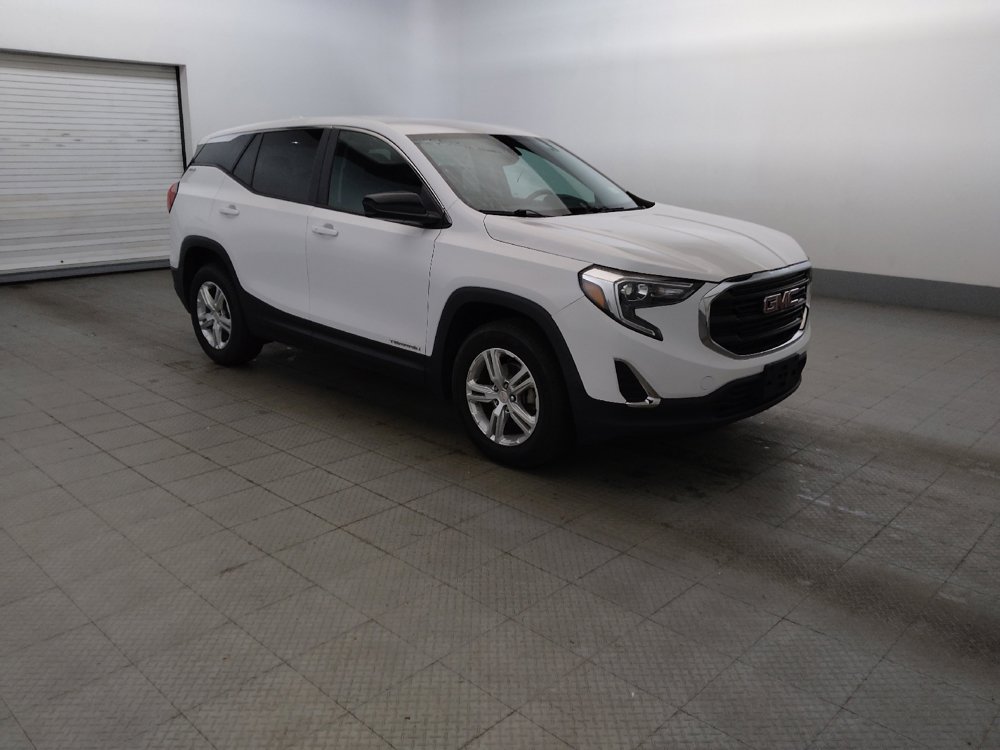 Used 2021 GMC Terrain SLE w/ LPO, Floor Liner Package AWD/4WD image 11