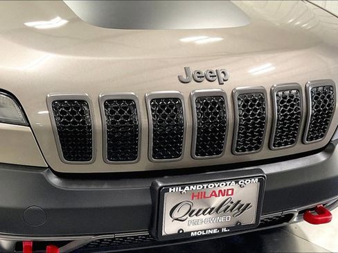 Used 2020 Jeep Cherokee Trailhawk w/ Cold Weather Group image 30