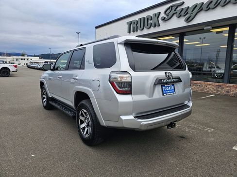 Used 2021 Toyota 4Runner TRD Off-Road image 9