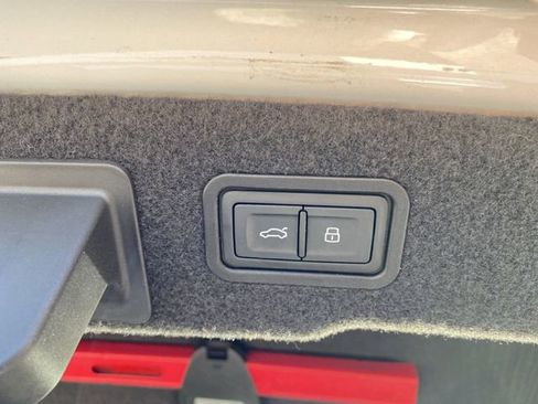 Used 2020 Audi A8 L 3.0T w/ Executive Package image 17