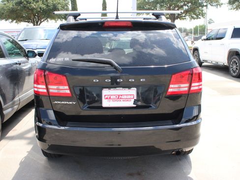 Used 2018 Dodge Journey SE w/ Popular Equipment Group FWD image 7