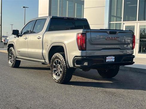 Used 2024 GMC Sierra 1500 AT4X image 8