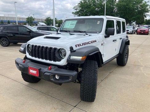 New 2026 Jeep Wrangler Unlimited Rubicon w/ Xtreme 35 Tire Package AWD/4WD image 3