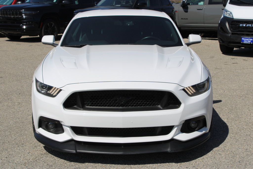 Used 2017 Ford Mustang GT w/ Black Accent Package RWD image 2