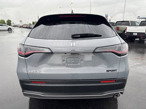 Used 2024 Honda HR-V Sport image 4