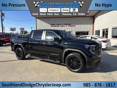 Used 2024 GMC Sierra 1500 Pro w/ Graphite Edition