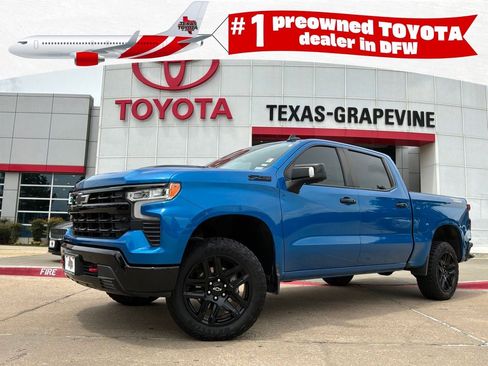 Used 2024 Chevrolet Silverado 1500 LT Trail Boss w/ LT Trail Boss Premium Package AWD/4WD image 1