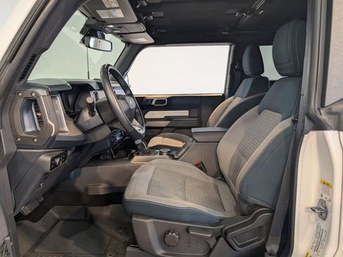 Used 2023 Ford Bronco Outer Banks w/ Sasquatch Package image 11