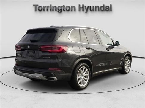 Used 2022 BMW X5 xDrive45e w/ Executive Package image 7