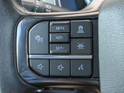 Certified 2022 Ford F150 Platinum w/ Equipment Group 701A High AWD/4WD image 28