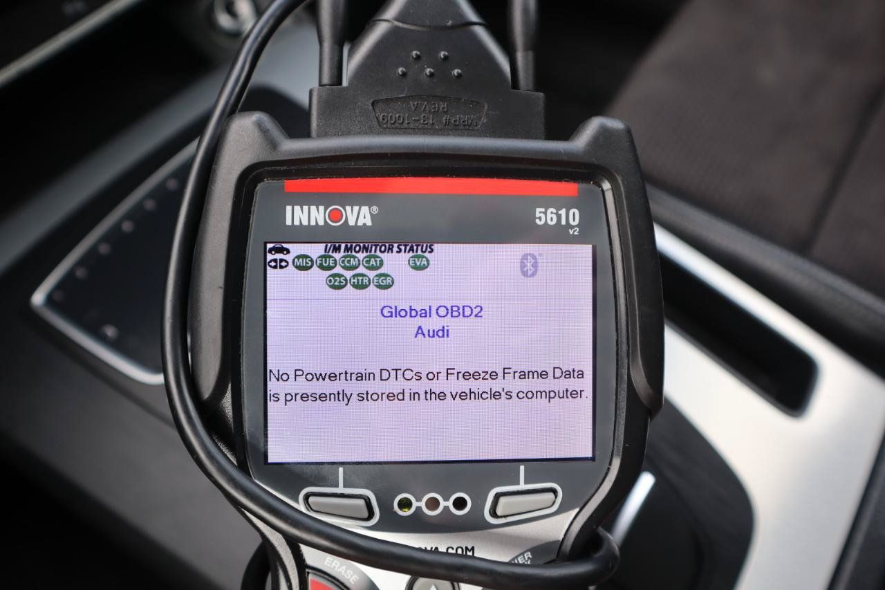 Used 2018 Audi SQ5 Premium Plus AWD/4WD image 24