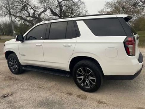 Used 2022 Chevrolet Tahoe Z71 w/ Z71 Off-Road Package image 6