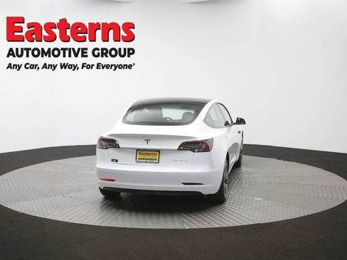 Used 2022 Tesla Model 3 Long Range AWD/4WD image 33