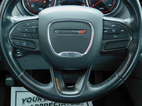 Used 2022 Dodge Charger SXT image 15