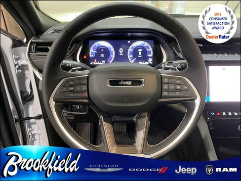 New 2026 Jeep Grand Cherokee L Limited AWD/4WD image 29