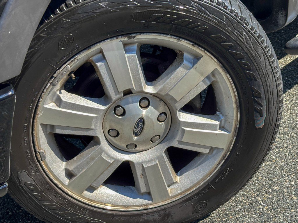 Used 2007 Ford F150 Lariat AWD/4WD image 6