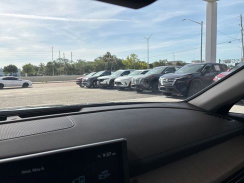 Used 2025 Hyundai Sonata SEL FWD image 36