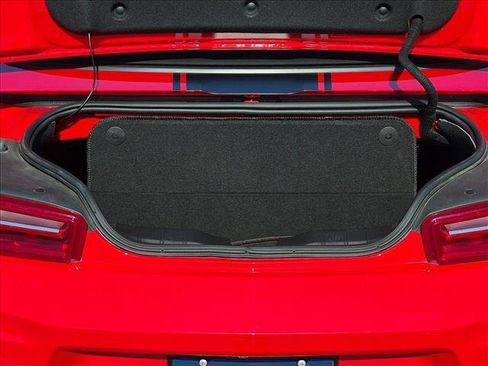 Used 2017 Chevrolet Camaro LT RWD image 6