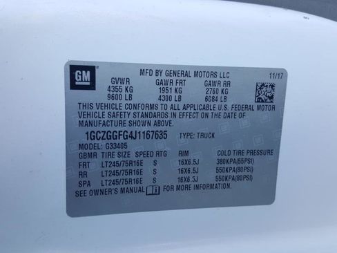 Used 2018 Chevrolet Express 3500 w/ Driver Convenience Package image 21