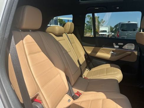 Certified 2024 Mercedes-Benz GLS 450 4MATIC image 29