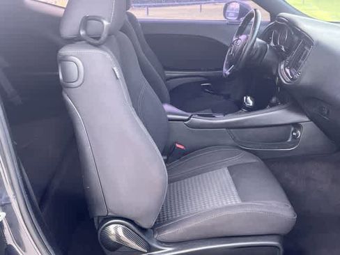 Used 2018 Dodge Challenger R/T RWD image 12