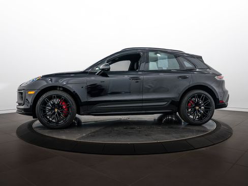 Used 2022 Porsche Macan GTS w/ Premium Package Plus AWD/4WD image 2