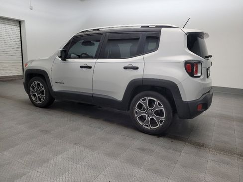 Used 2017 Jeep Renegade Limited image 3