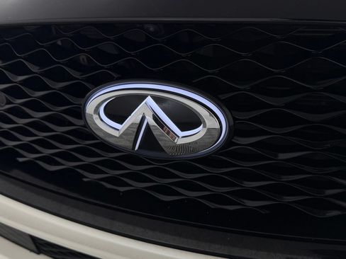 Used 2023 INFINITI Q50 Sensory AWD/4WD image 11