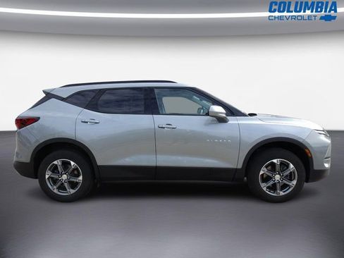 Used 2024 Chevrolet Blazer LT w/ Convenience Package FWD image 2