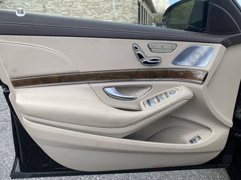 Used 2015 Mercedes-Benz S 550 4MATIC Sedan image 9