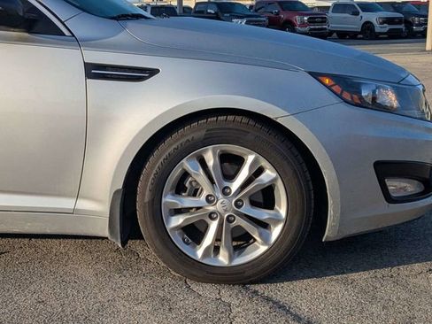 Used 2012 Kia Optima EX w/ Premium Pkg image 9