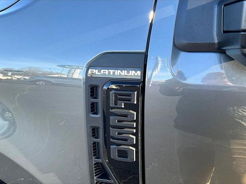 New 2026 Ford F250 Platinum image 9
