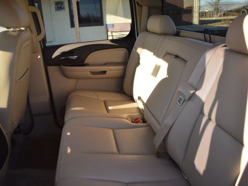Used 2013 GMC Sierra 2500 Denali AWD/4WD image 19