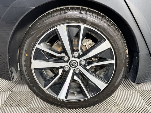 Used 2022 Nissan Maxima SL FWD image 54