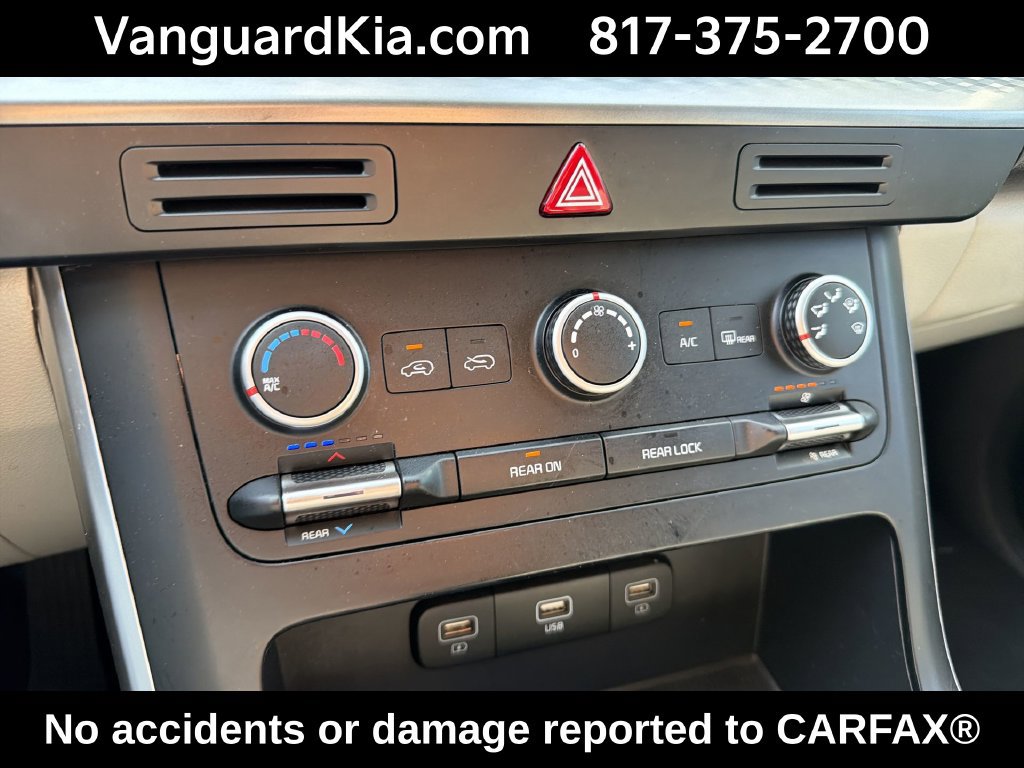 Certified 2022 Kia Carnival LX FWD image 19