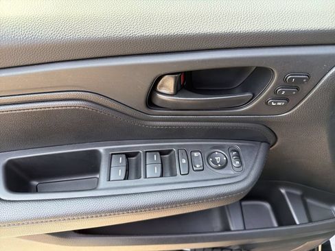 Used 2023 Honda Odyssey EX-L image 15