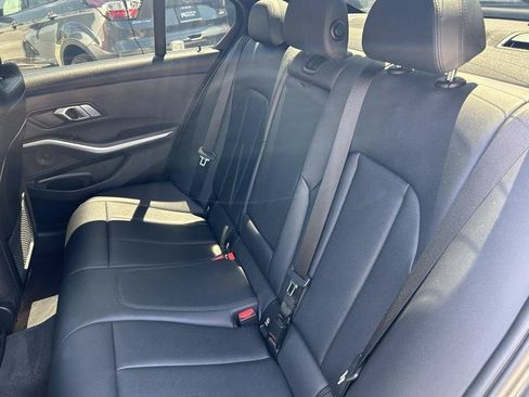 Used 2019 BMW 330i Sedan w/ Convenience Package RWD image 15